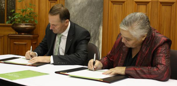 Prime Minister Rt Hon John Key and former Minister for the Community and Voluntary Sector Tariana Turia sign the Kia Tūtahi Relationship Accord Prime Minister Rt Hon John Key and former Minister for the Community and Voluntary Sector Tariana Turia sign the Kia Tūtahi Relationship Accord
